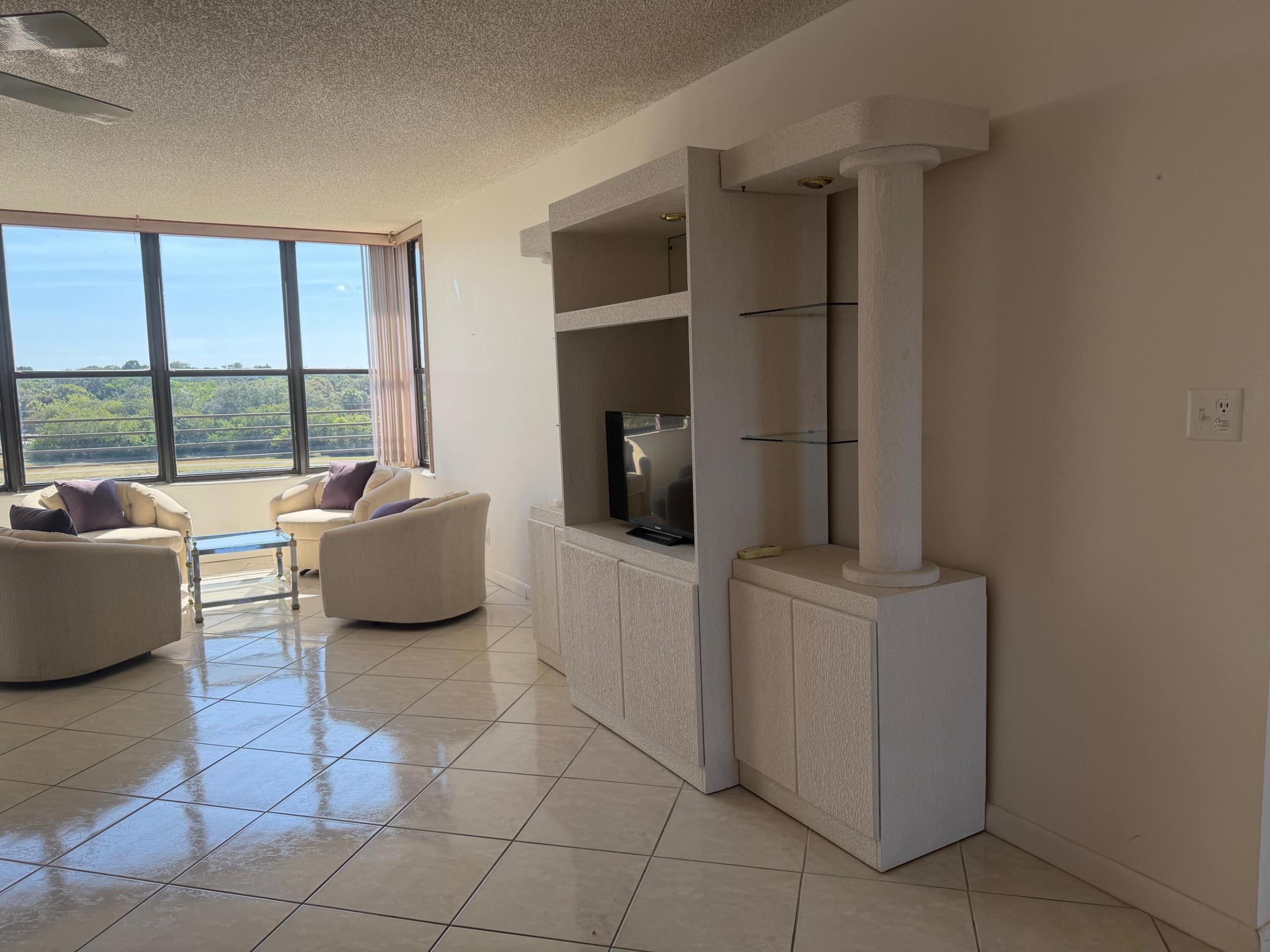 APPLEWOOD VILLAGE II-D CONDO - Residential