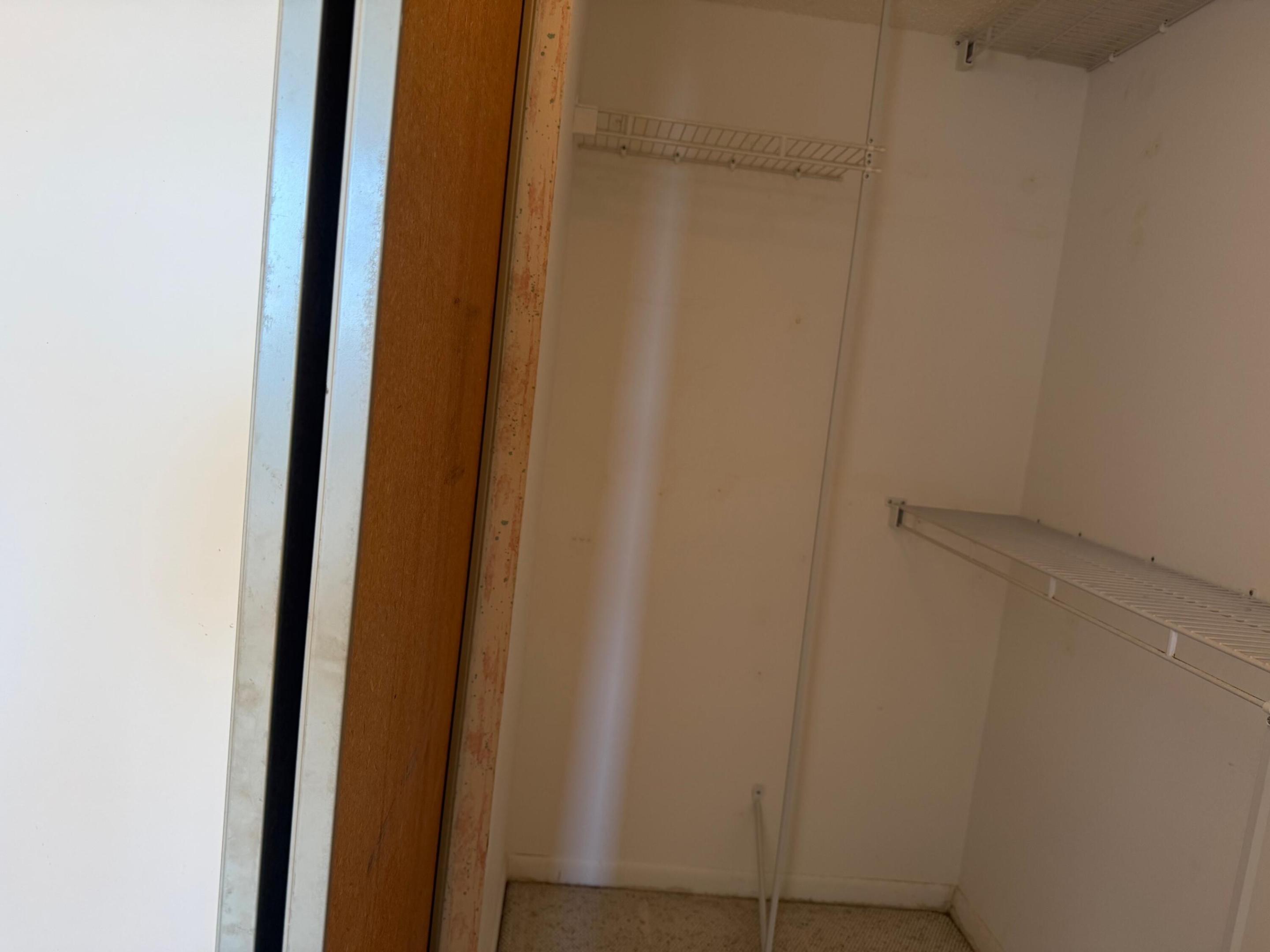 APPLEWOOD VILLAGE II-D CONDO - Residential