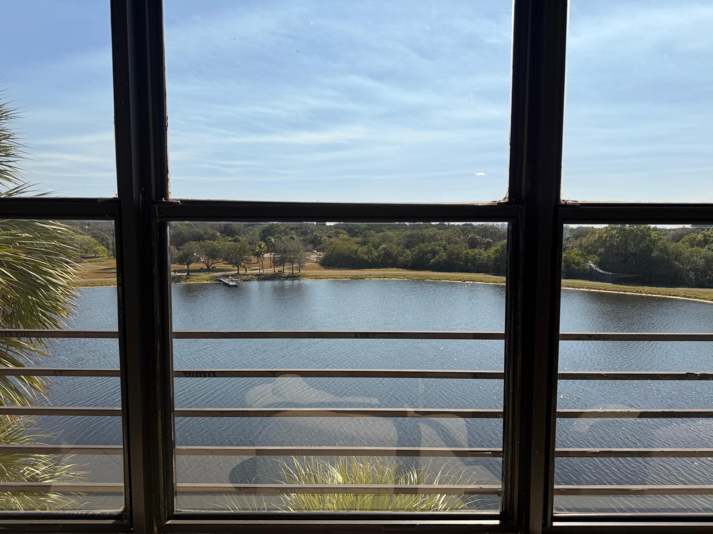 APPLEWOOD VILLAGE II-D CONDO - Residential