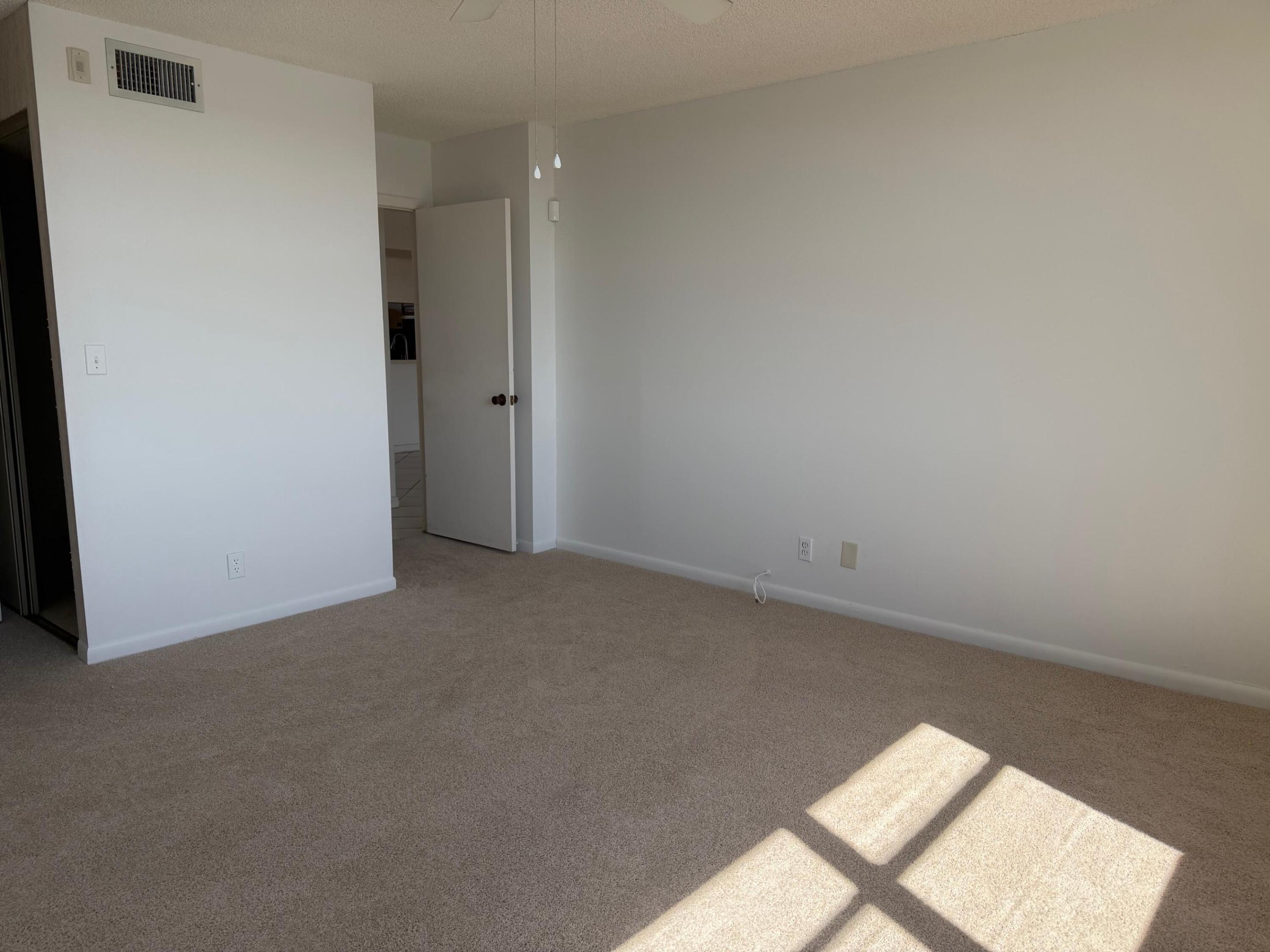 APPLEWOOD VILLAGE II-D CONDO - Residential