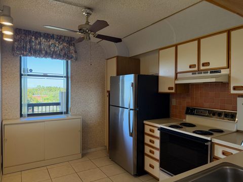 Tiny photo for 2766 S Carambola Cir Circle S #504, Coconut Creek, FL 33066 (MLS # B26007348)
