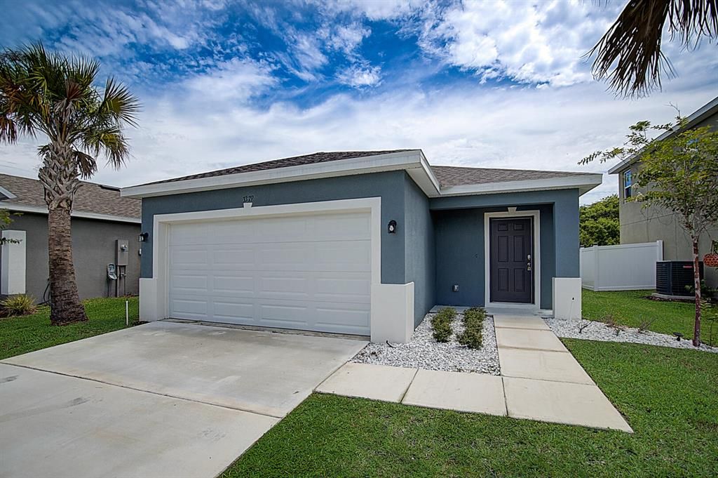 Photo of 3376 N Park Drive, Fort Pierce, FL 34982 (MLS # R10828438)