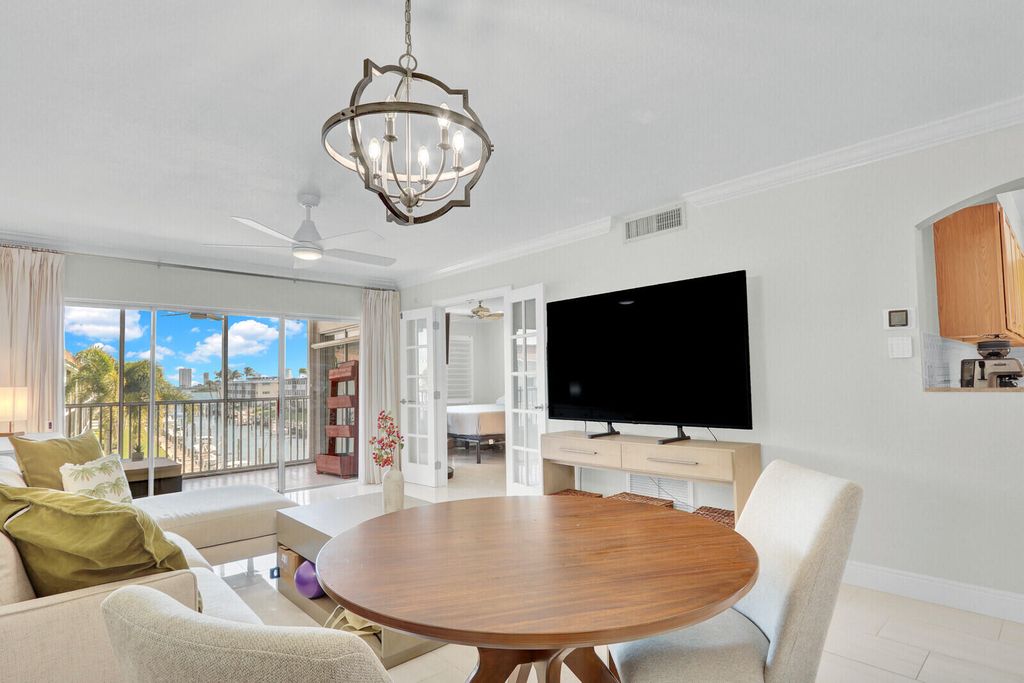 Photo of 236 Castlewood Drive #305, North Palm Beach, FL 33408 (MLS # R11159221)