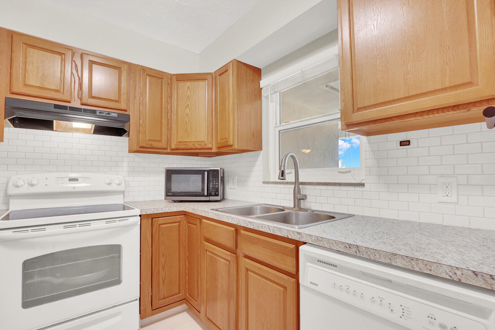 NORTHPORT CONDO APTS - Residential