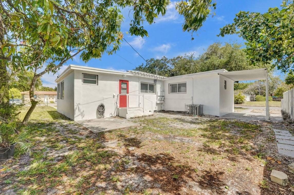 Hollywood 1-21 B - Residential