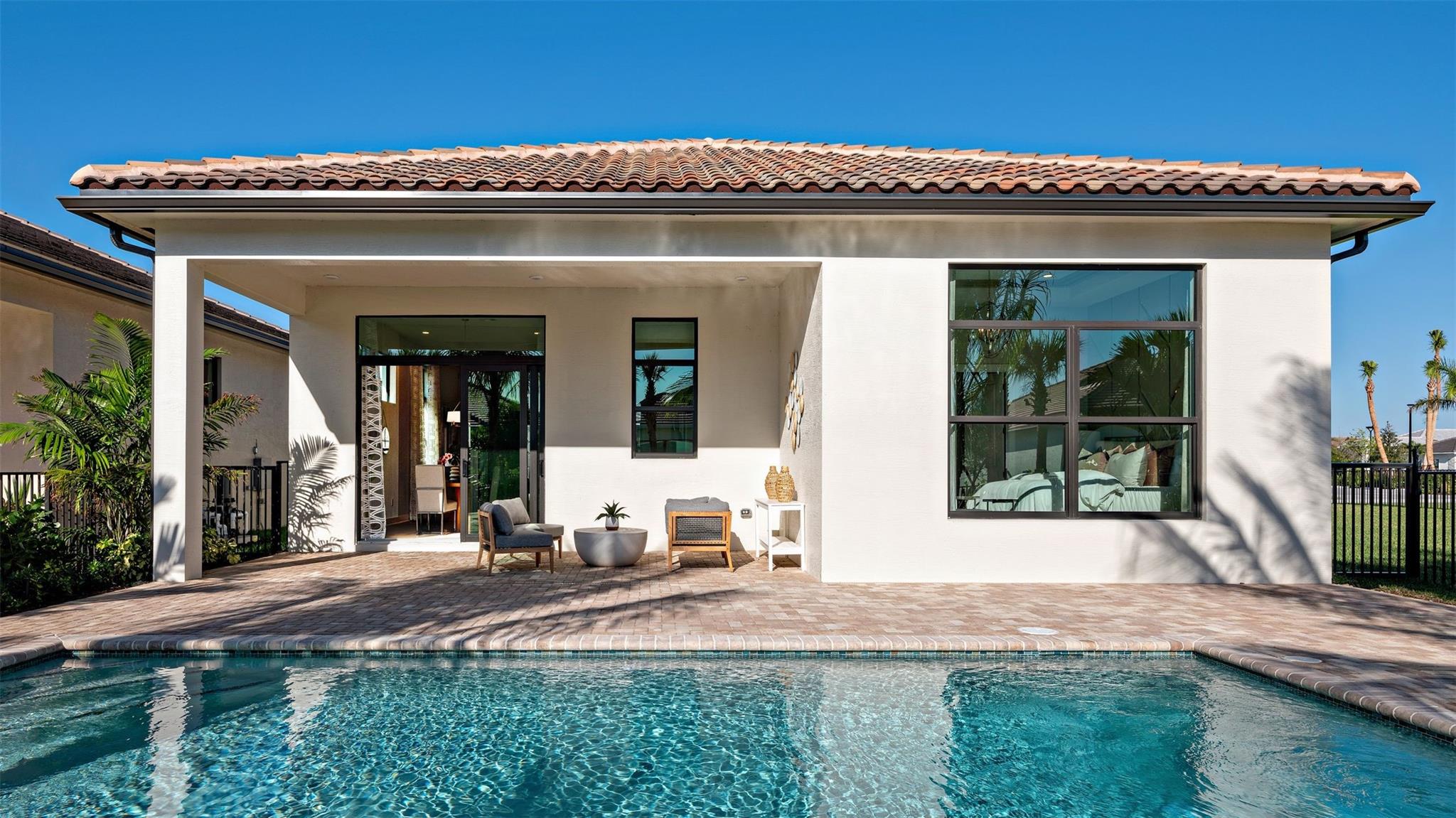 CRESSWIND PALM BEACH - Residential