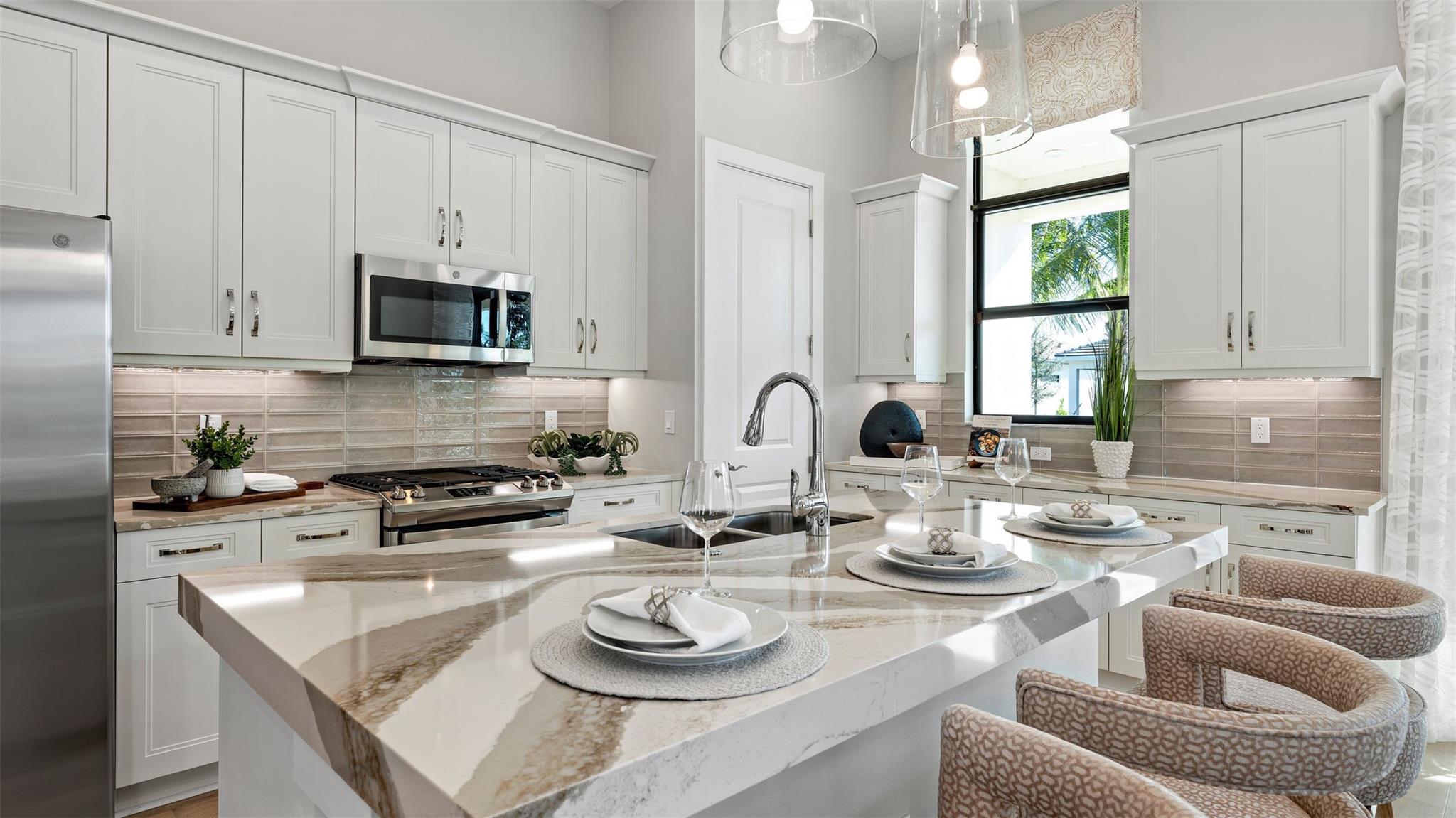 CRESSWIND PALM BEACH - Residential