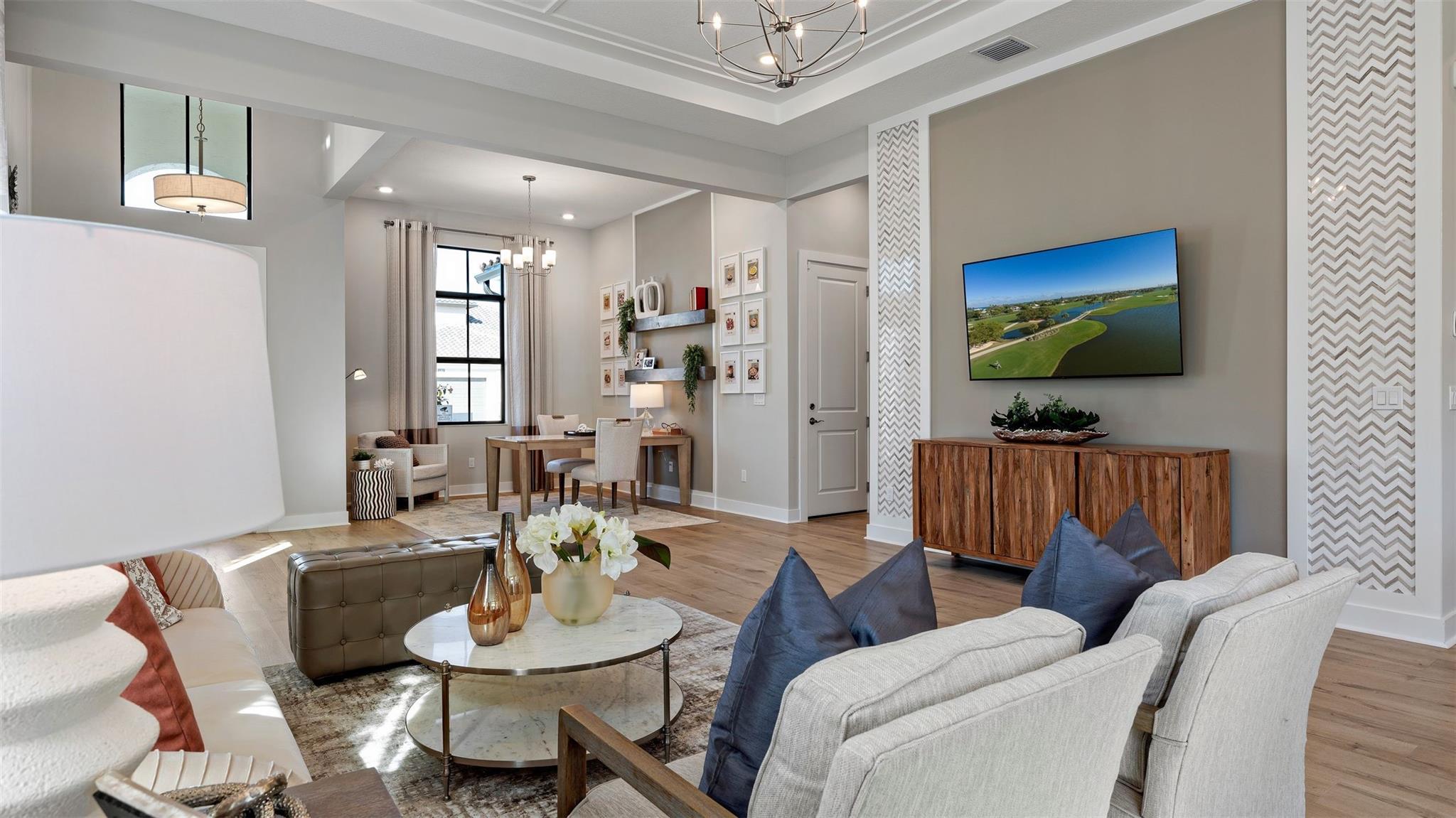 CRESSWIND PALM BEACH - Residential