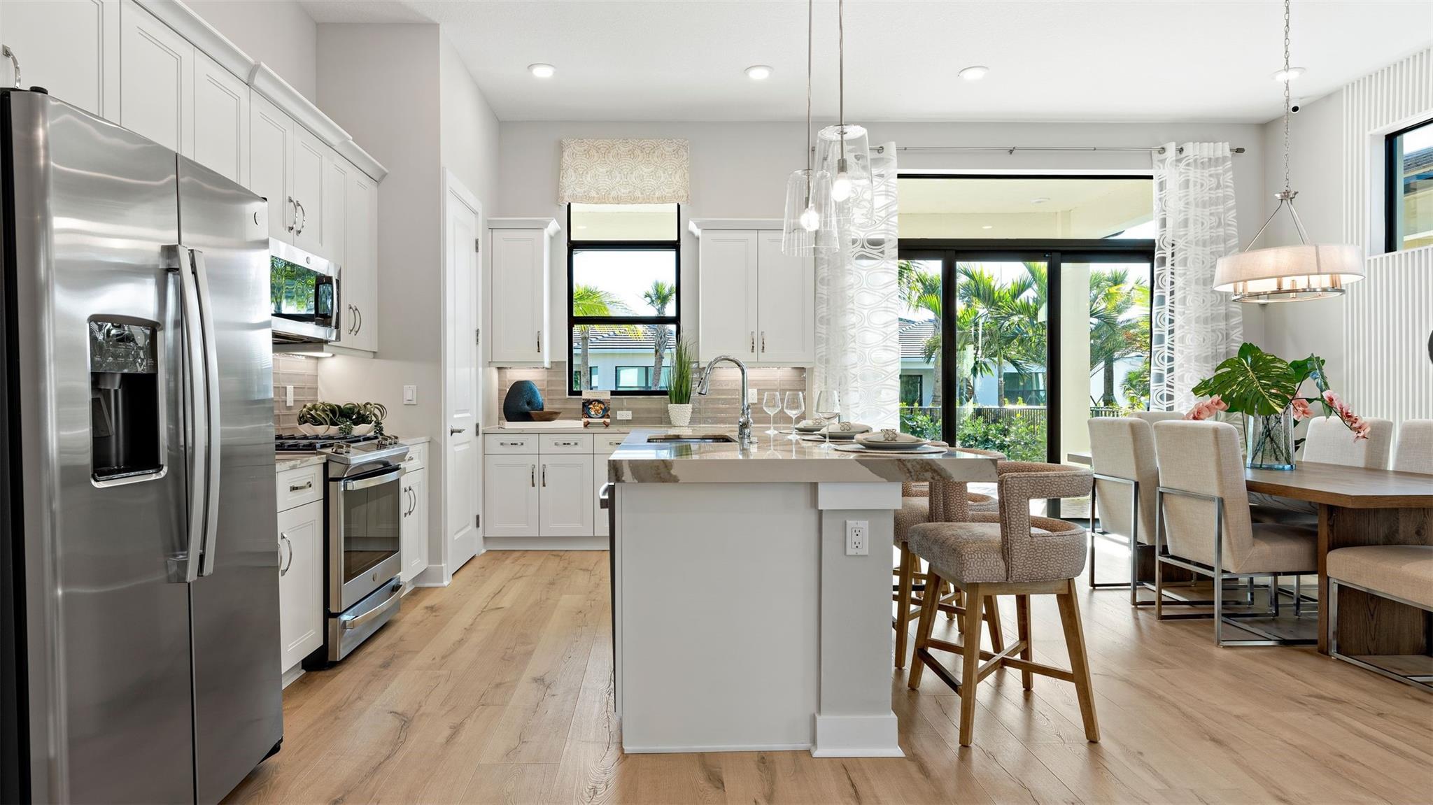 CRESSWIND PALM BEACH - Residential