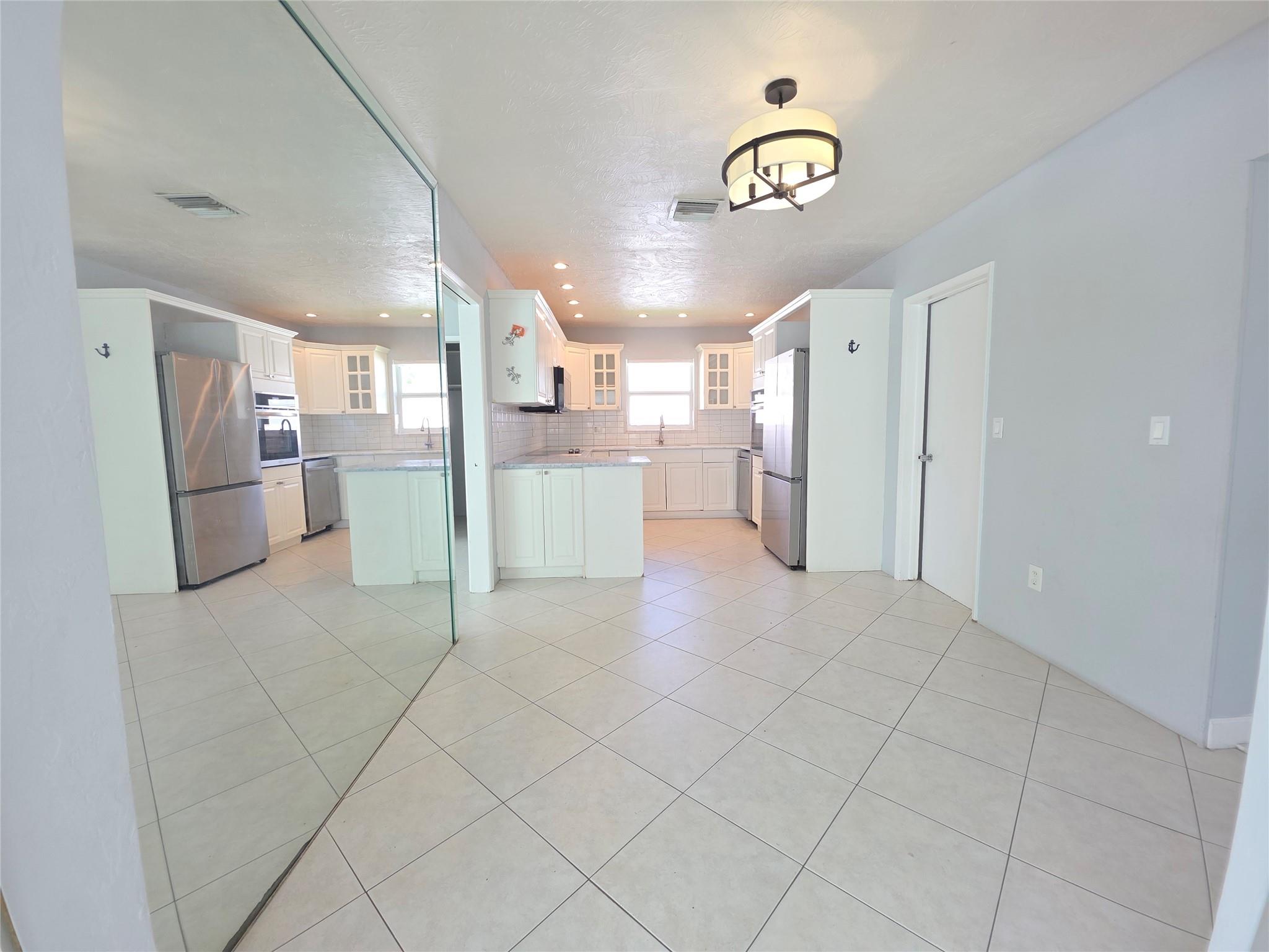 GARDEN ISLES SEC 7 - Residential Lease