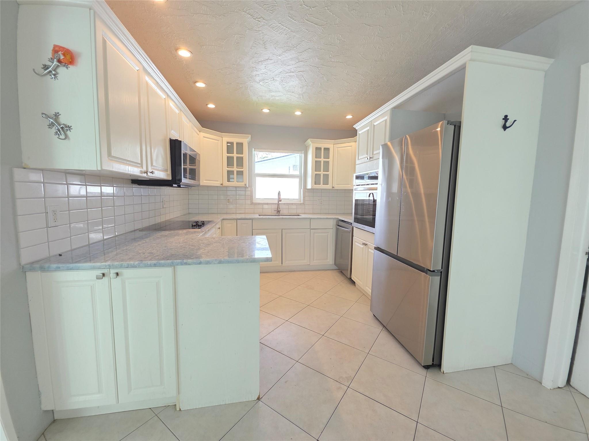 GARDEN ISLES SEC 7 - Residential Lease