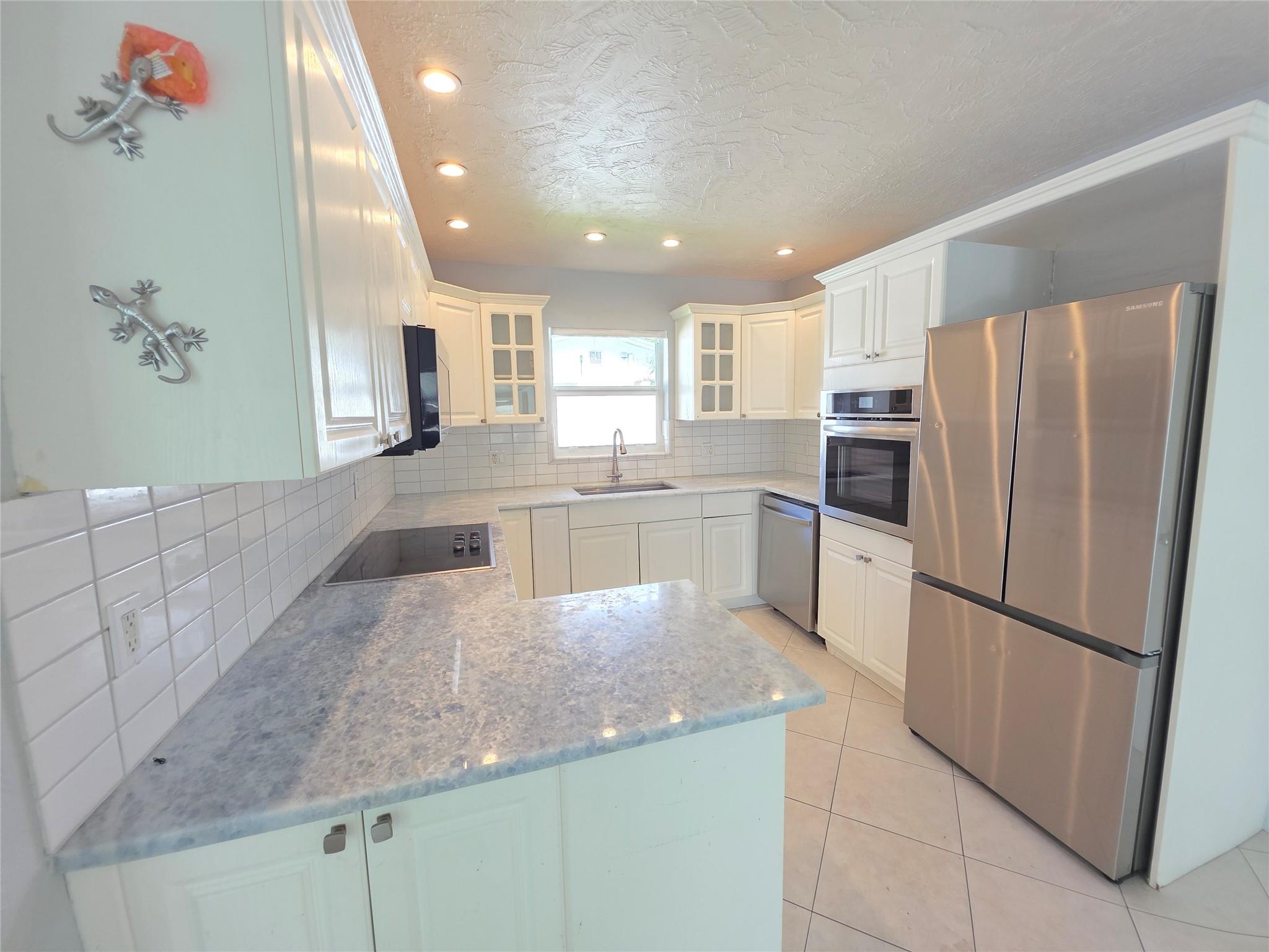 GARDEN ISLES SEC 7 - Residential Lease