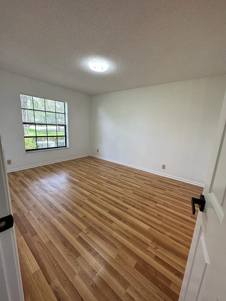 View photos, virtual tours, details... 301 Olivewood Place O126