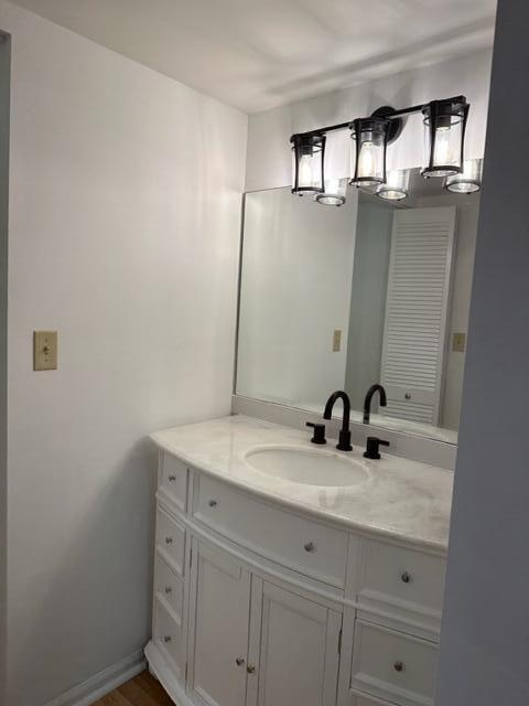 LAKE WINDWOOD CONDO - Residential Lease