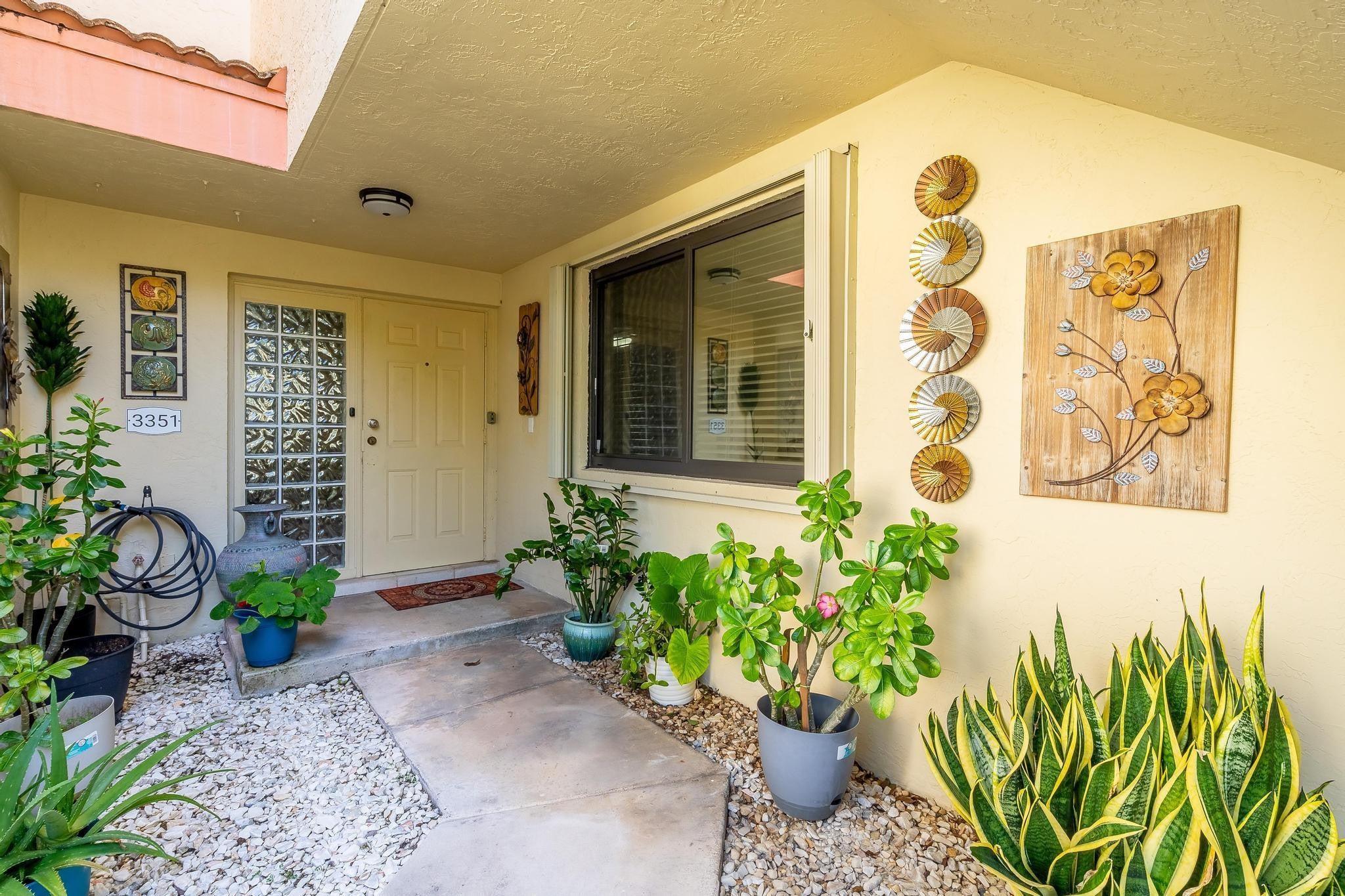 3351 Emerald Oaks Drive 103, Hollywood FL 33021