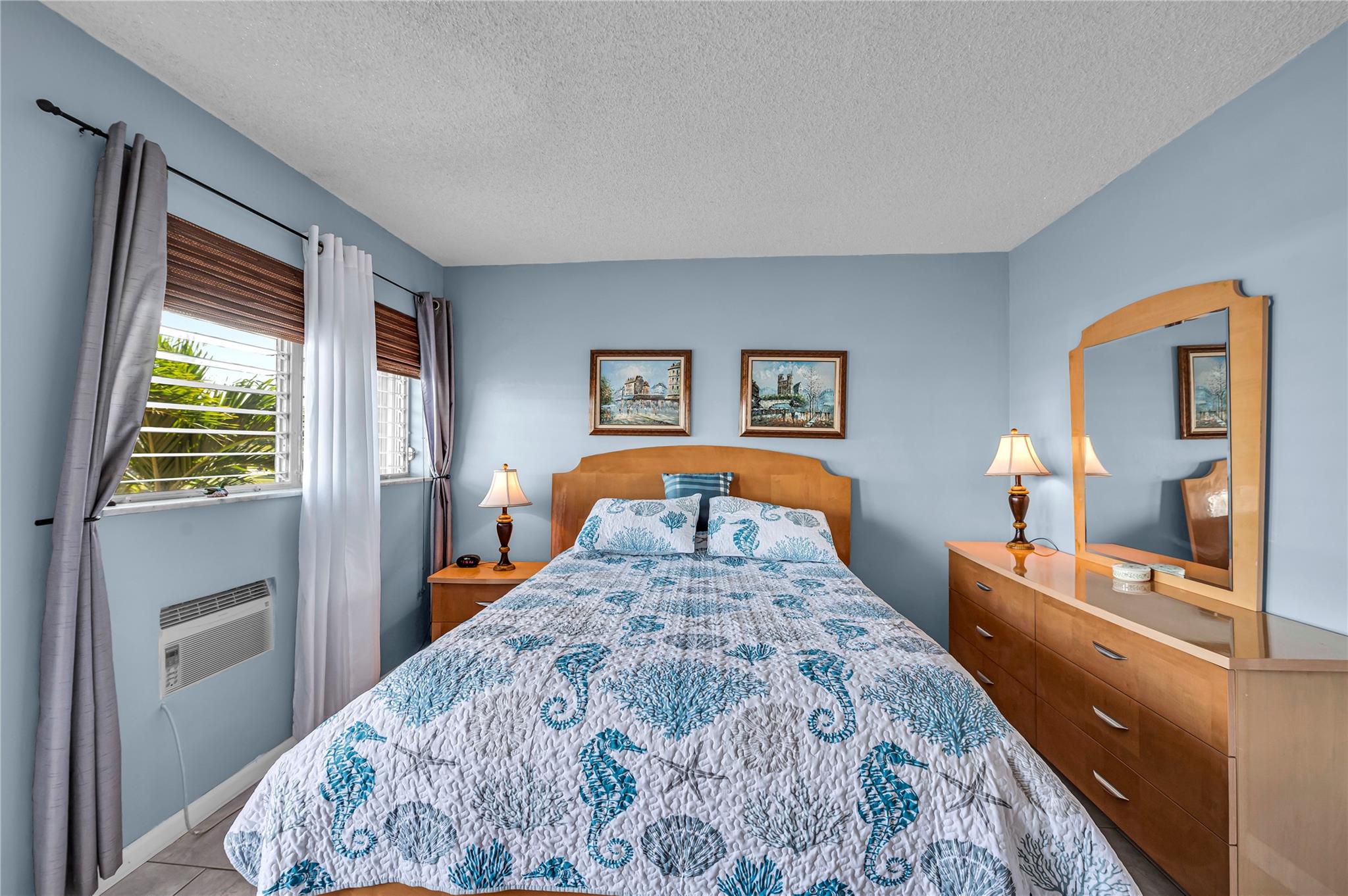 ROLEN LAKE - Residential
