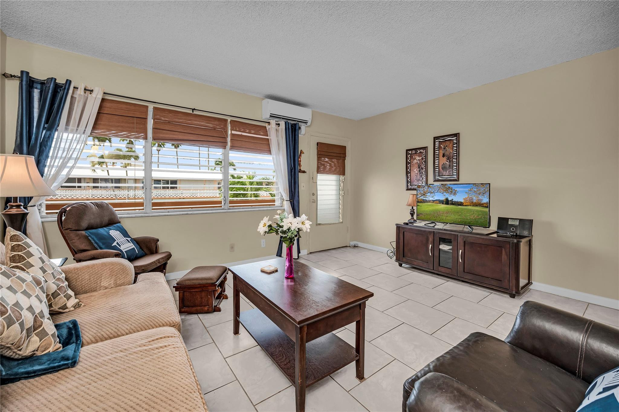 ROLEN LAKE - Residential