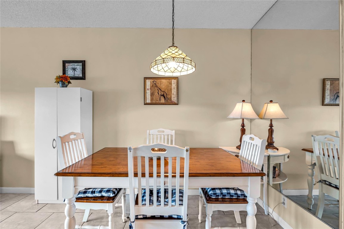 ROLEN LAKE - Residential