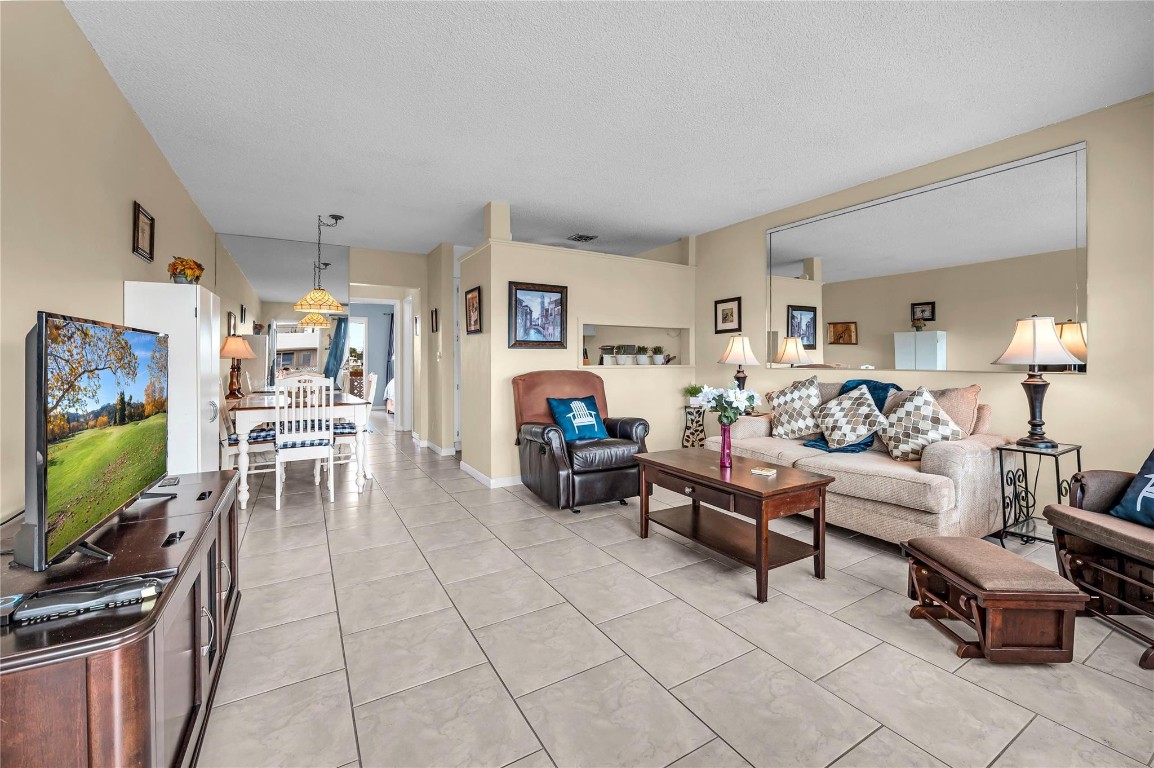 ROLEN LAKE - Residential