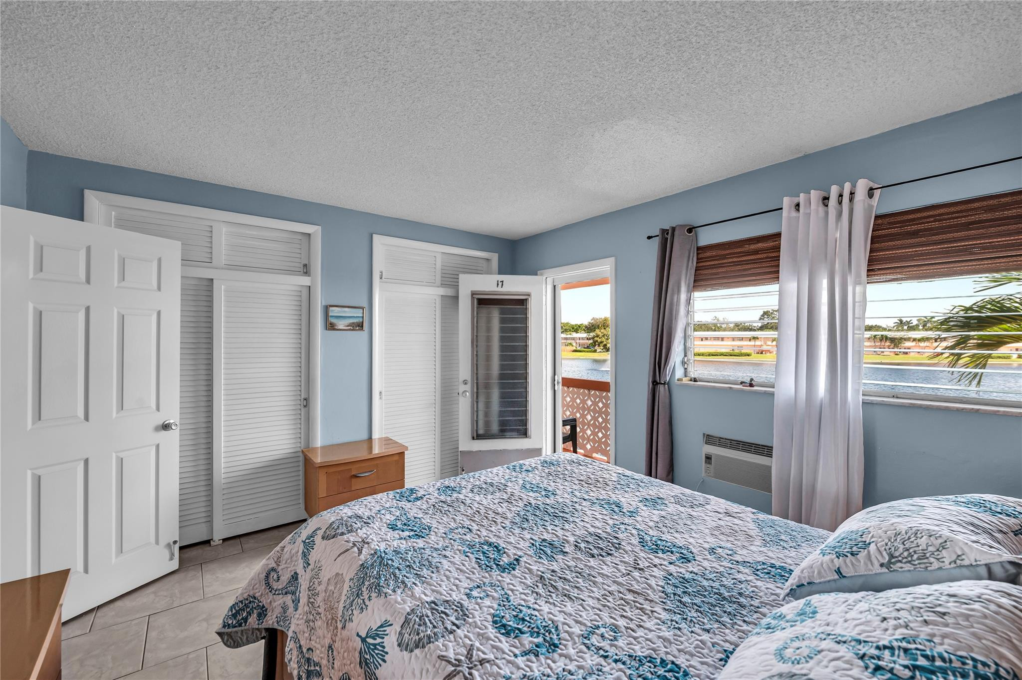 ROLEN LAKE - Residential