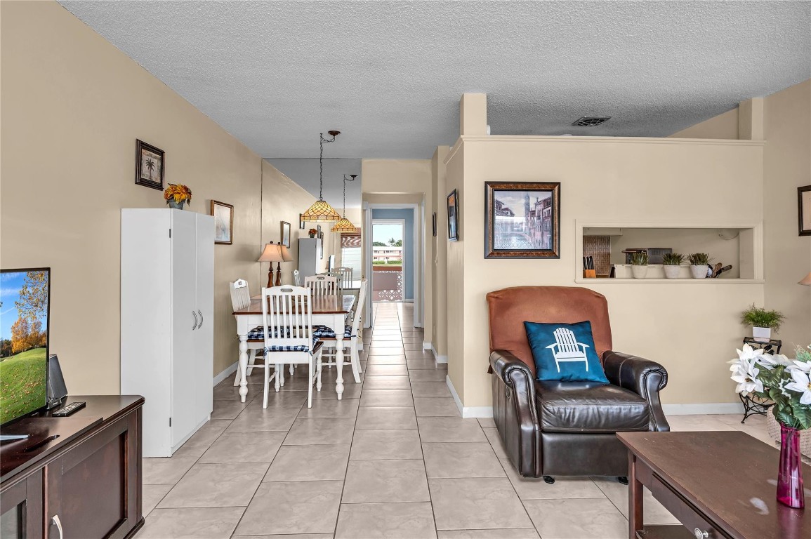 ROLEN LAKE - Residential