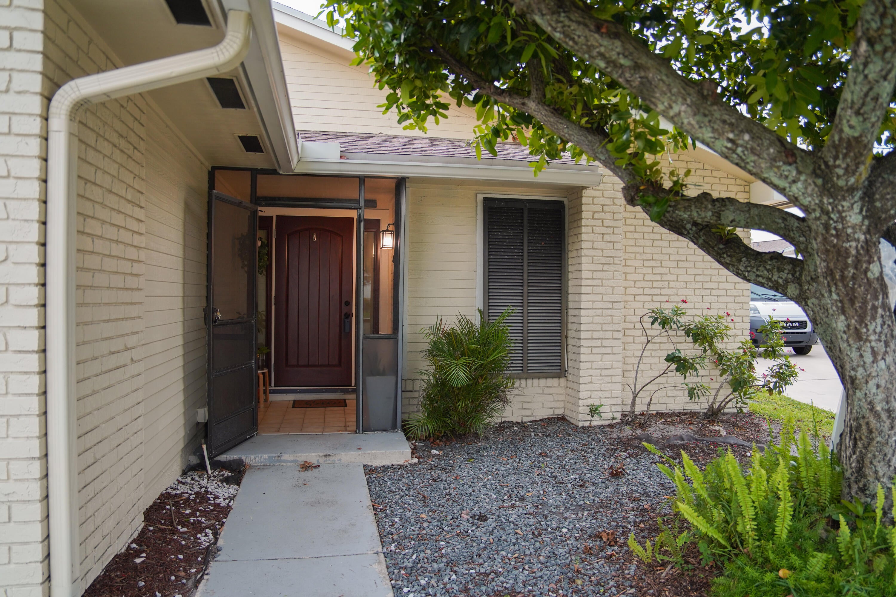 3 Hammond Place