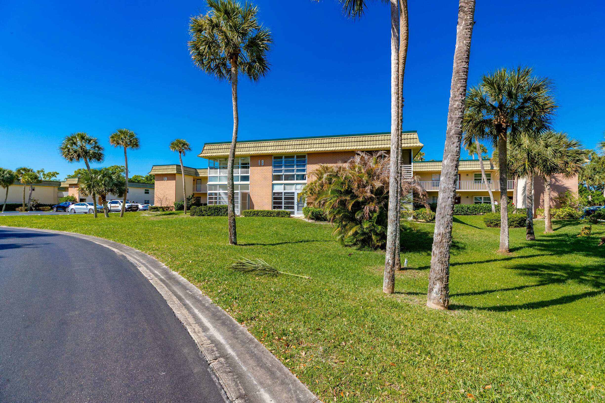 VISTA GARDENS F/K/A VISTA ROYALE GARDENS - Residential