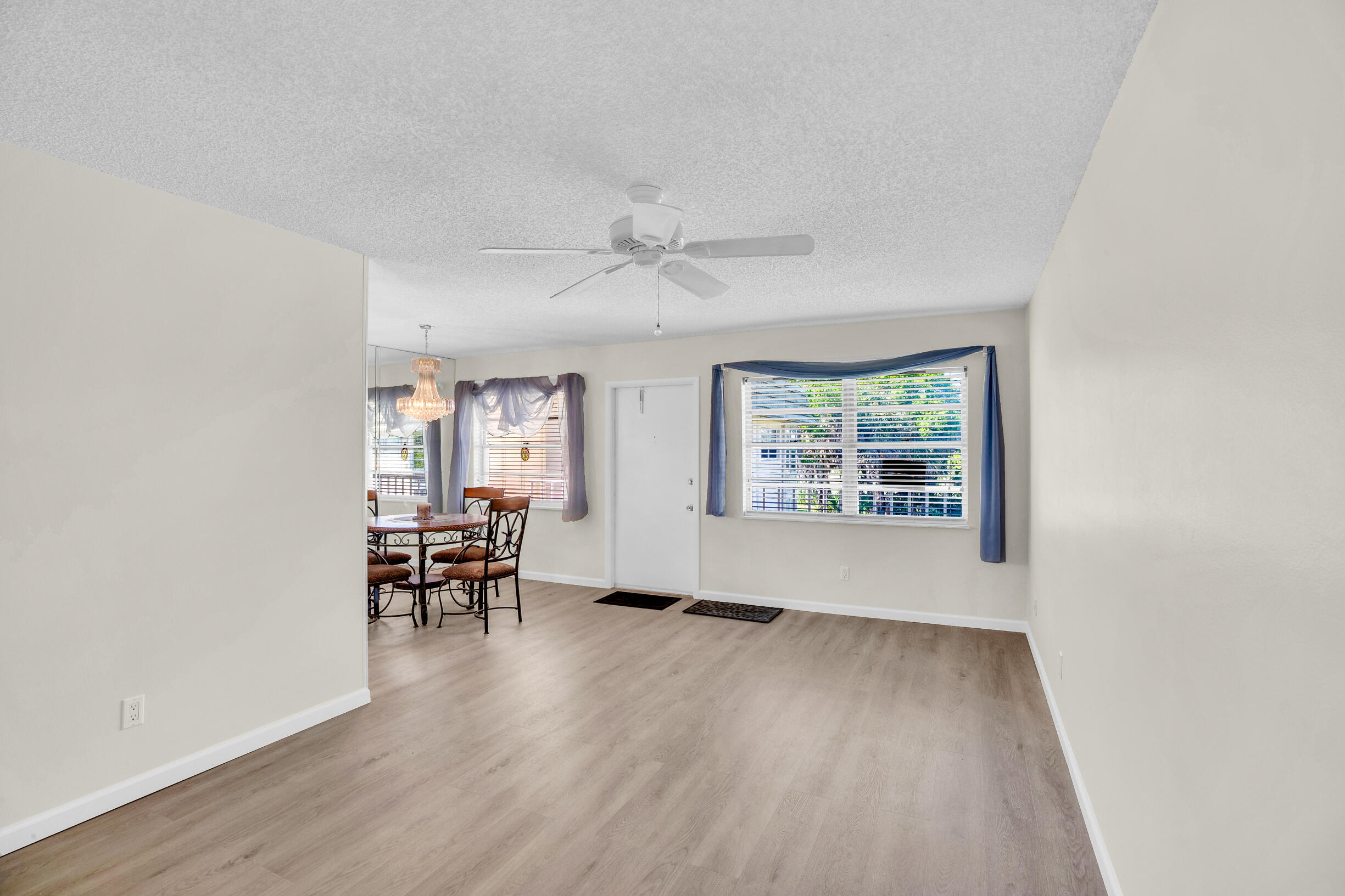 VISTA GARDENS F/K/A VISTA ROYALE GARDENS - Residential