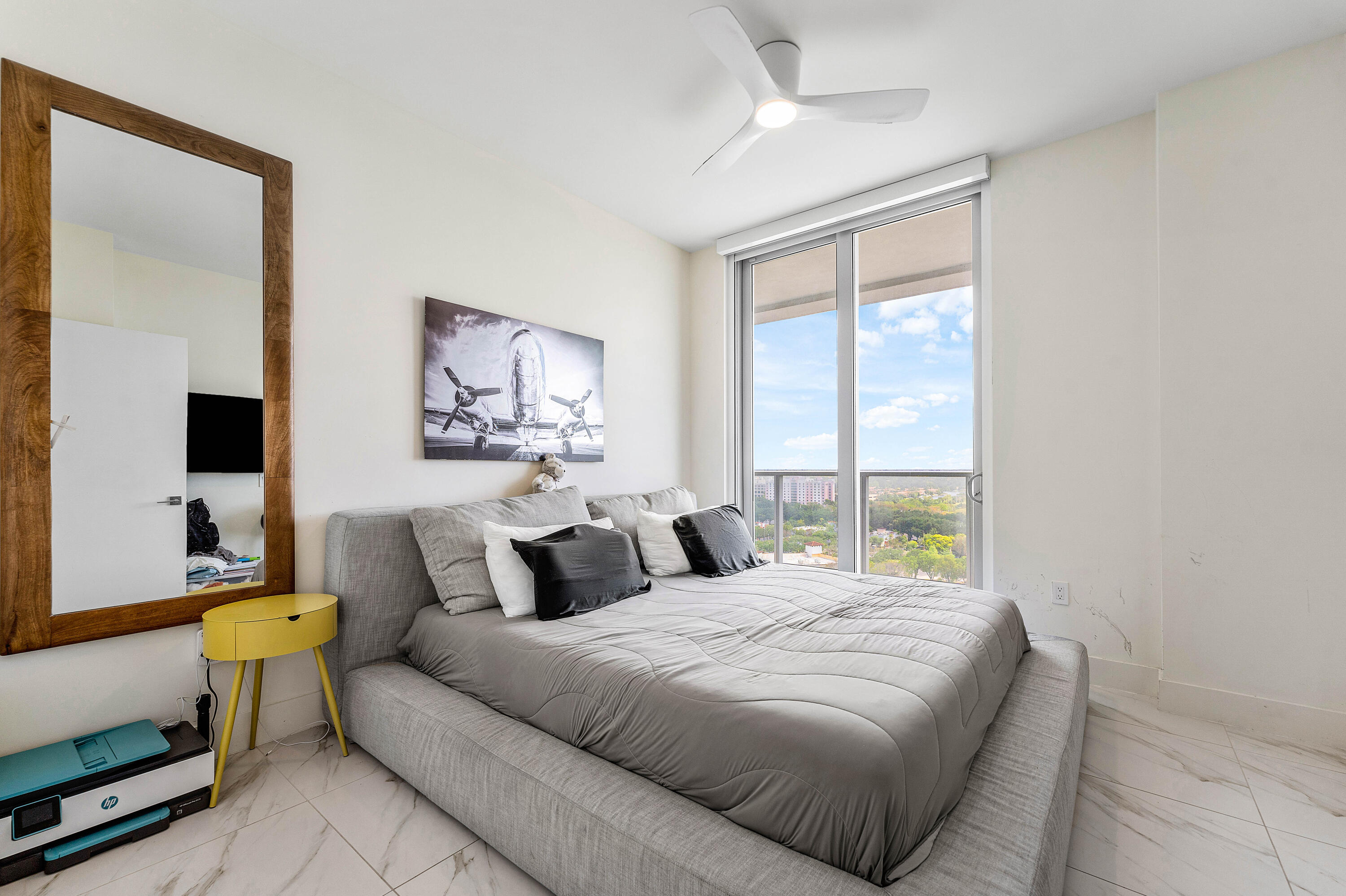 METROPICA NORTH TOWER ONE - Residential