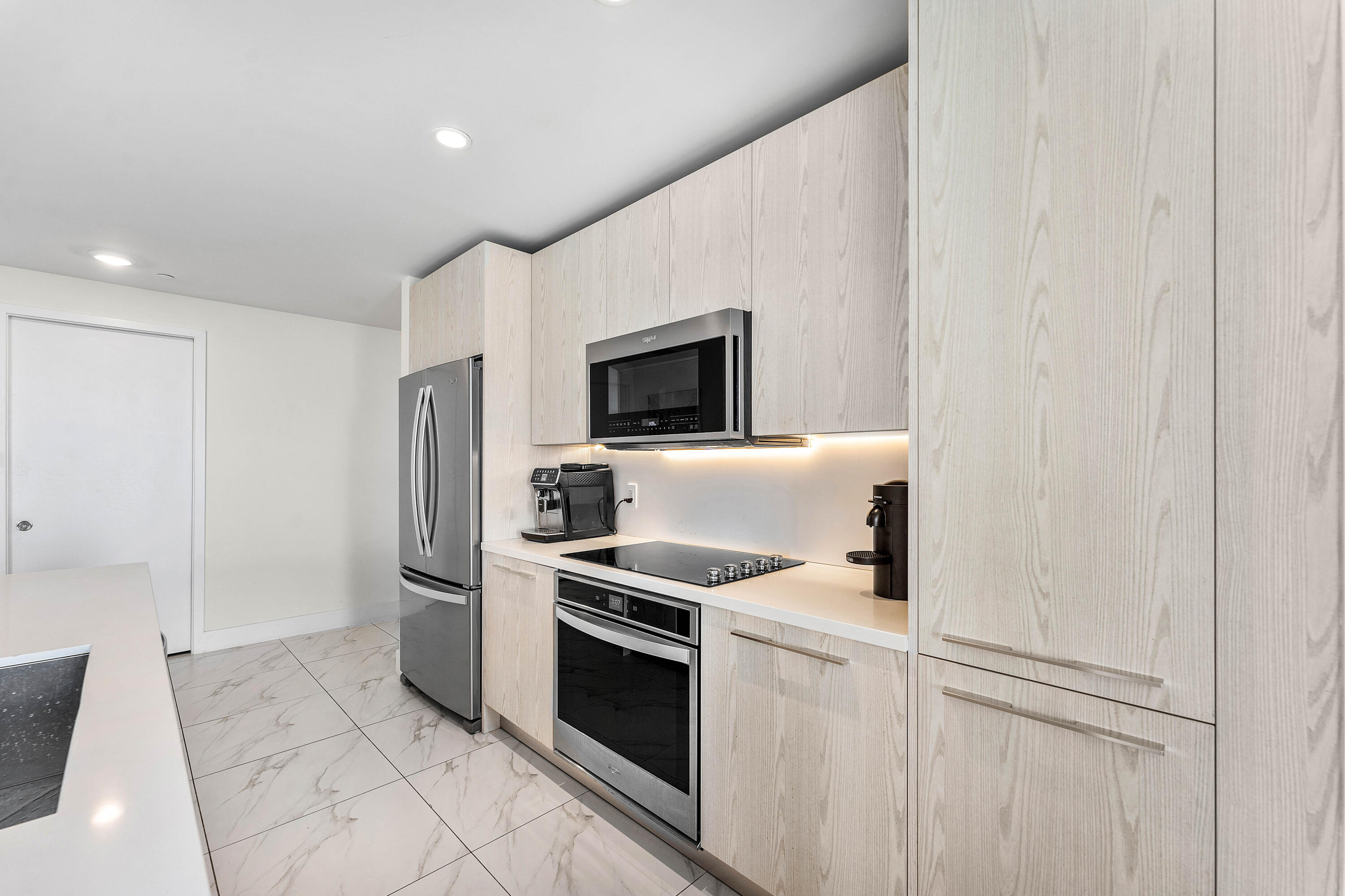 2000 Metropica Way 1509