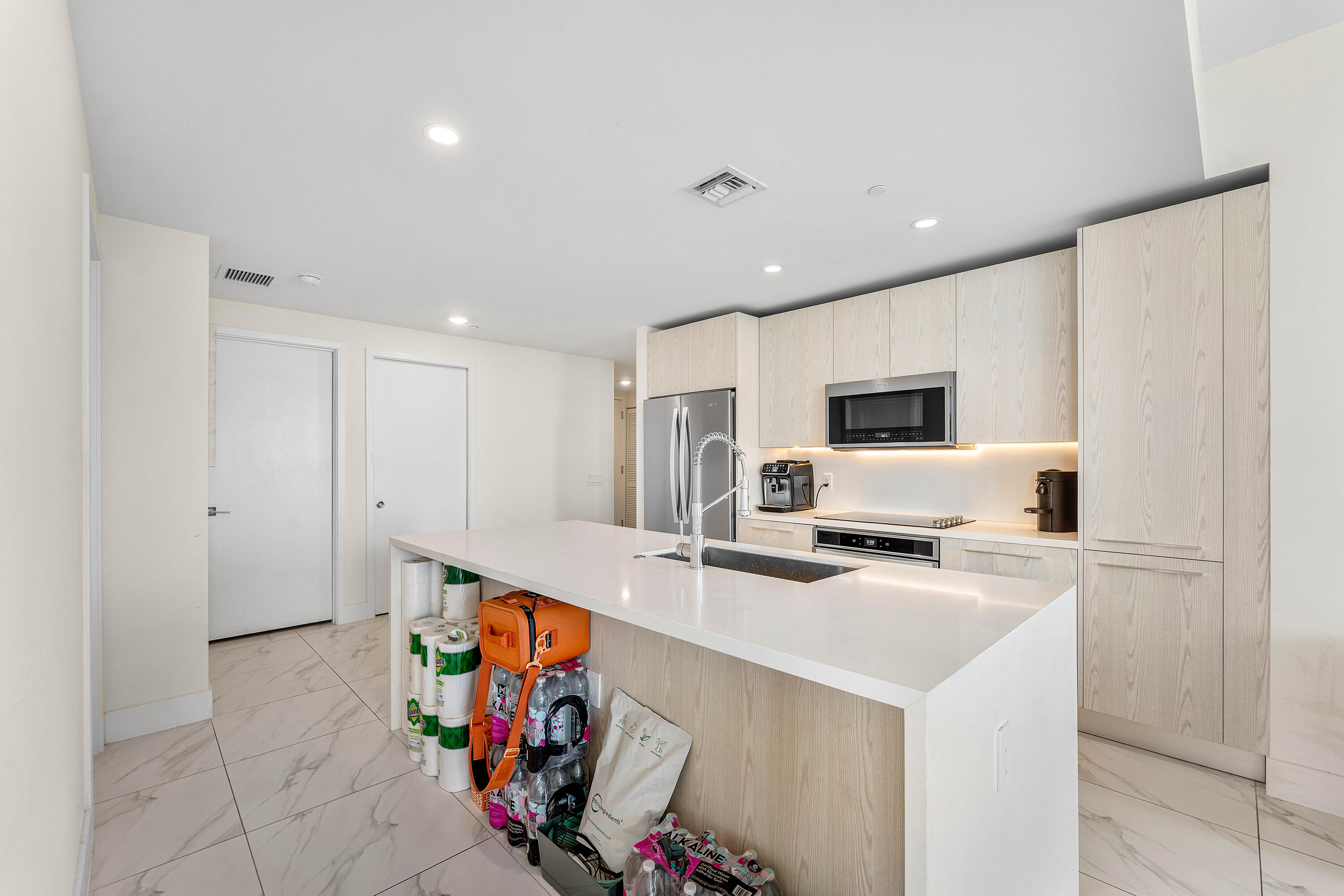 METROPICA NORTH TOWER ONE - Residential