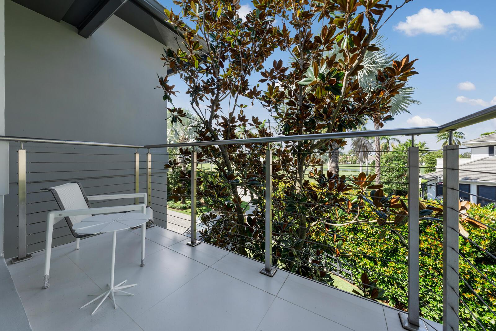 ROYAL PALM YACHT & COUNTR - Residential