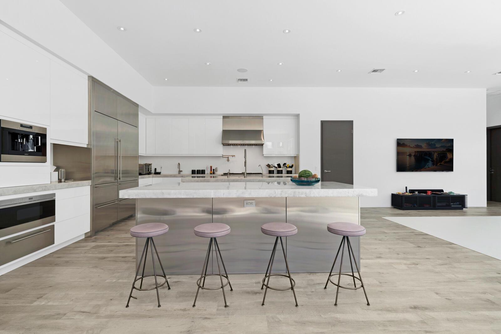 ROYAL PALM YACHT & COUNTR - Residential