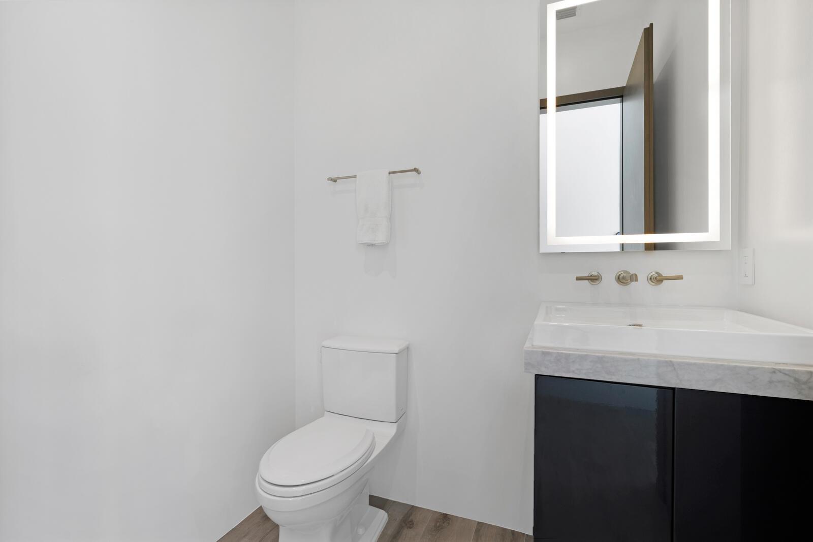 ROYAL PALM YACHT & COUNTR - Residential