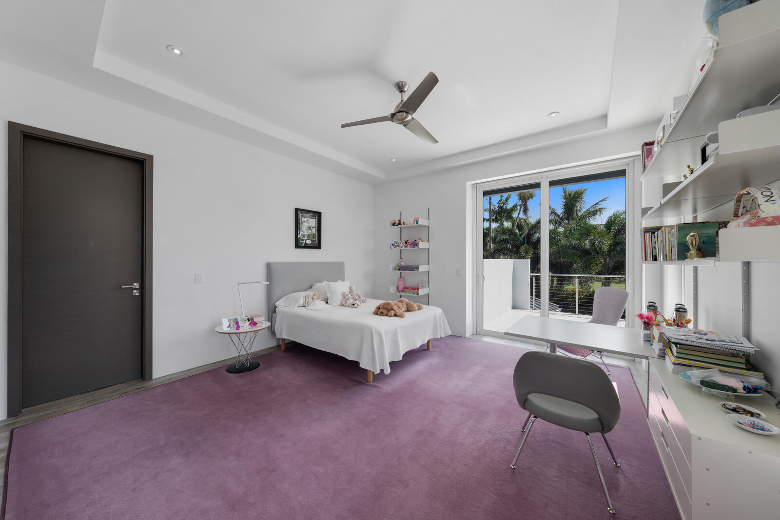 ROYAL PALM YACHT & COUNTRY CLUB - Residential