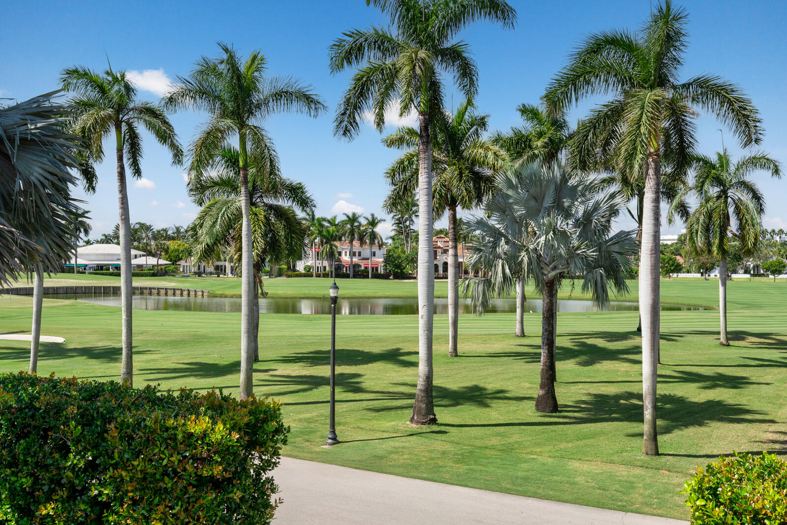 ROYAL PALM YACHT & COUNTRY CLUB - Residential