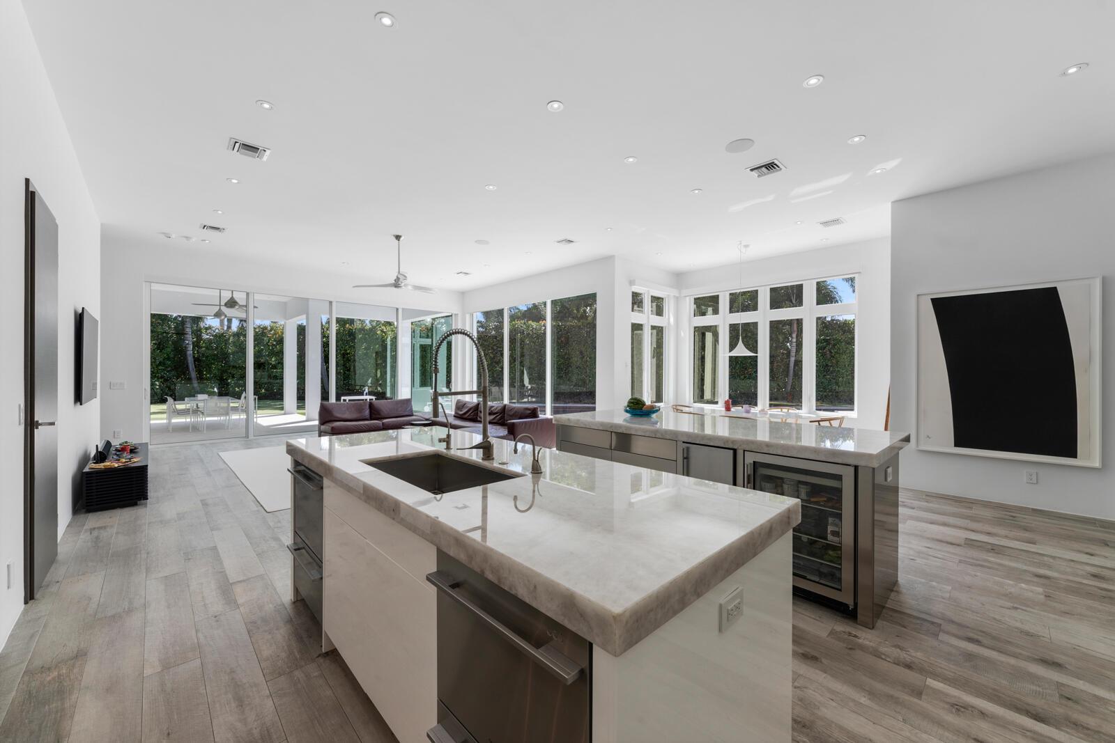 ROYAL PALM YACHT & COUNTR - Residential