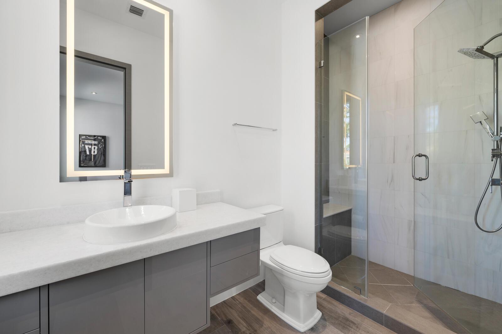 ROYAL PALM YACHT & COUNTR - Residential