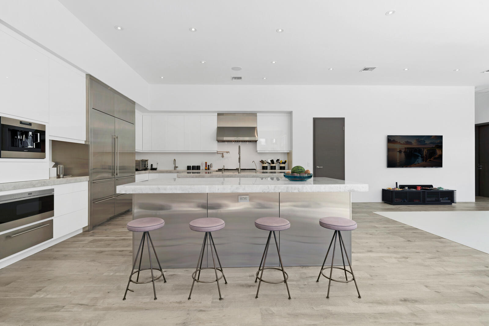 ROYAL PALM YACHT & COUNTRY CLUB - Residential