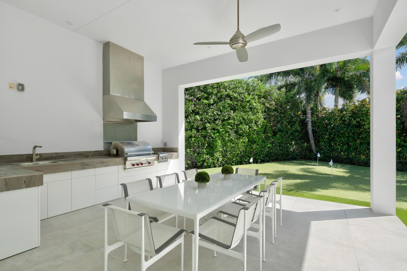 ROYAL PALM YACHT & COUNTR - Residential