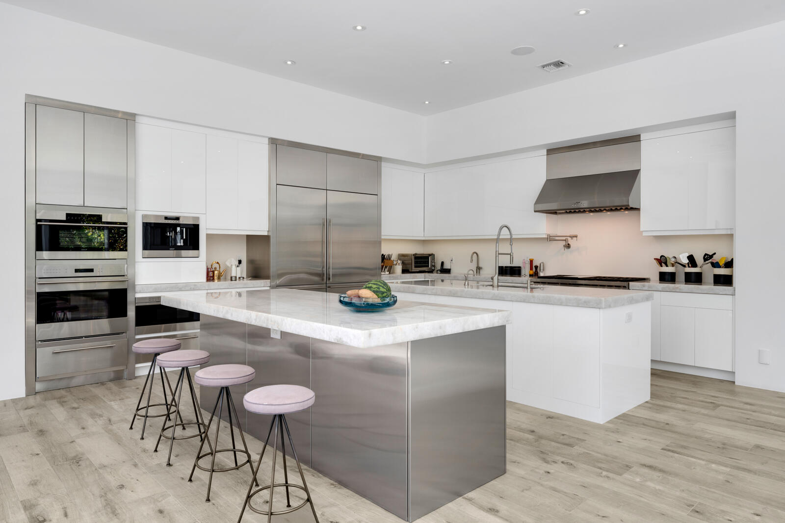 ROYAL PALM YACHT & COUNTRY CLUB - Residential