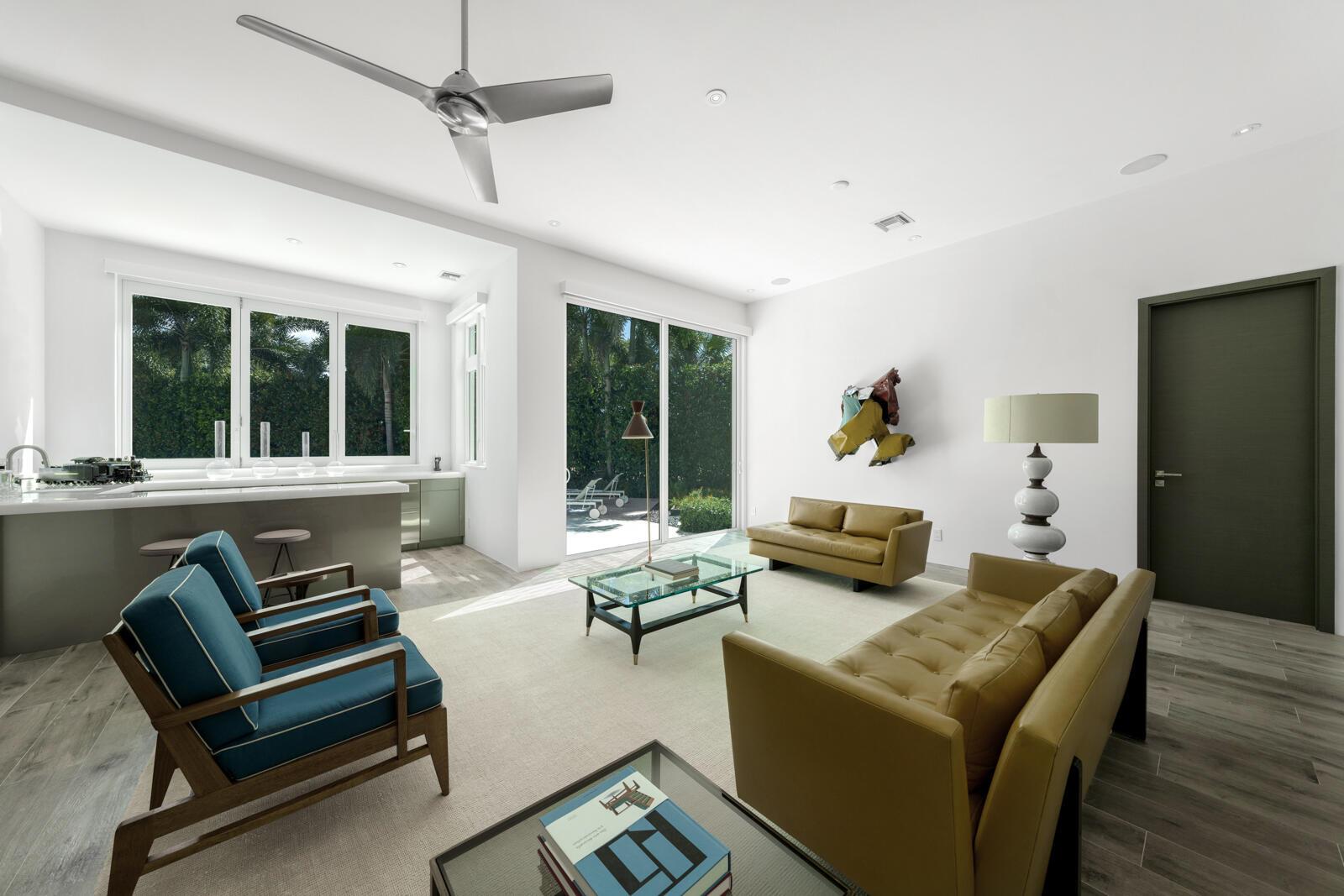 ROYAL PALM YACHT & COUNTR - Residential