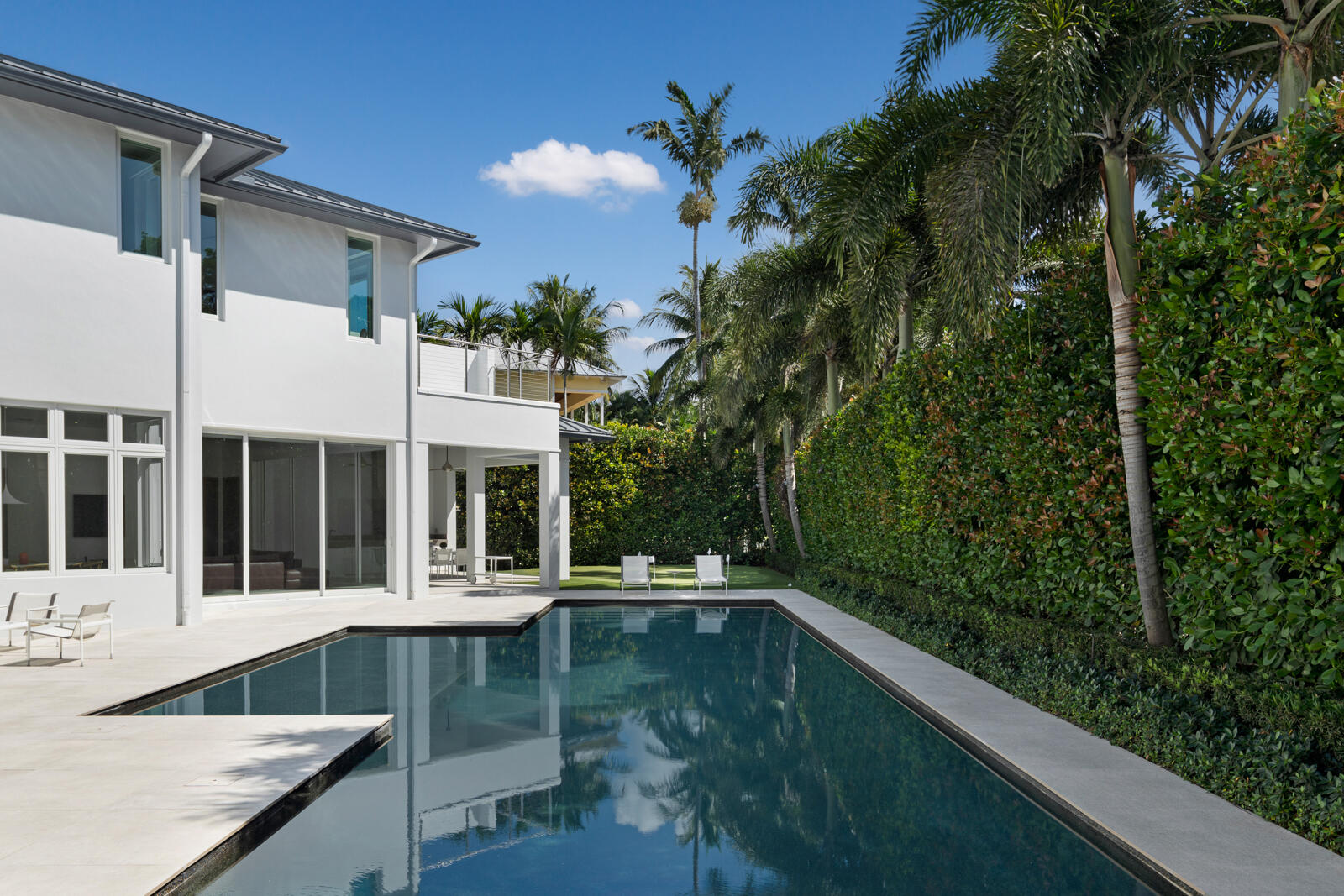 ROYAL PALM YACHT & COUNTRY CLUB - Residential