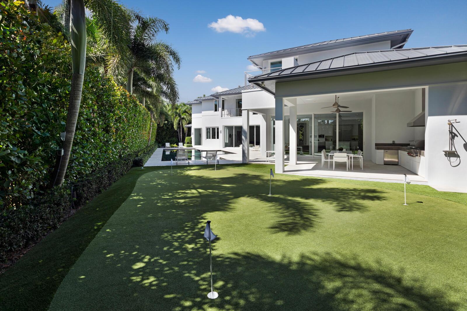 ROYAL PALM YACHT & COUNTR - Residential