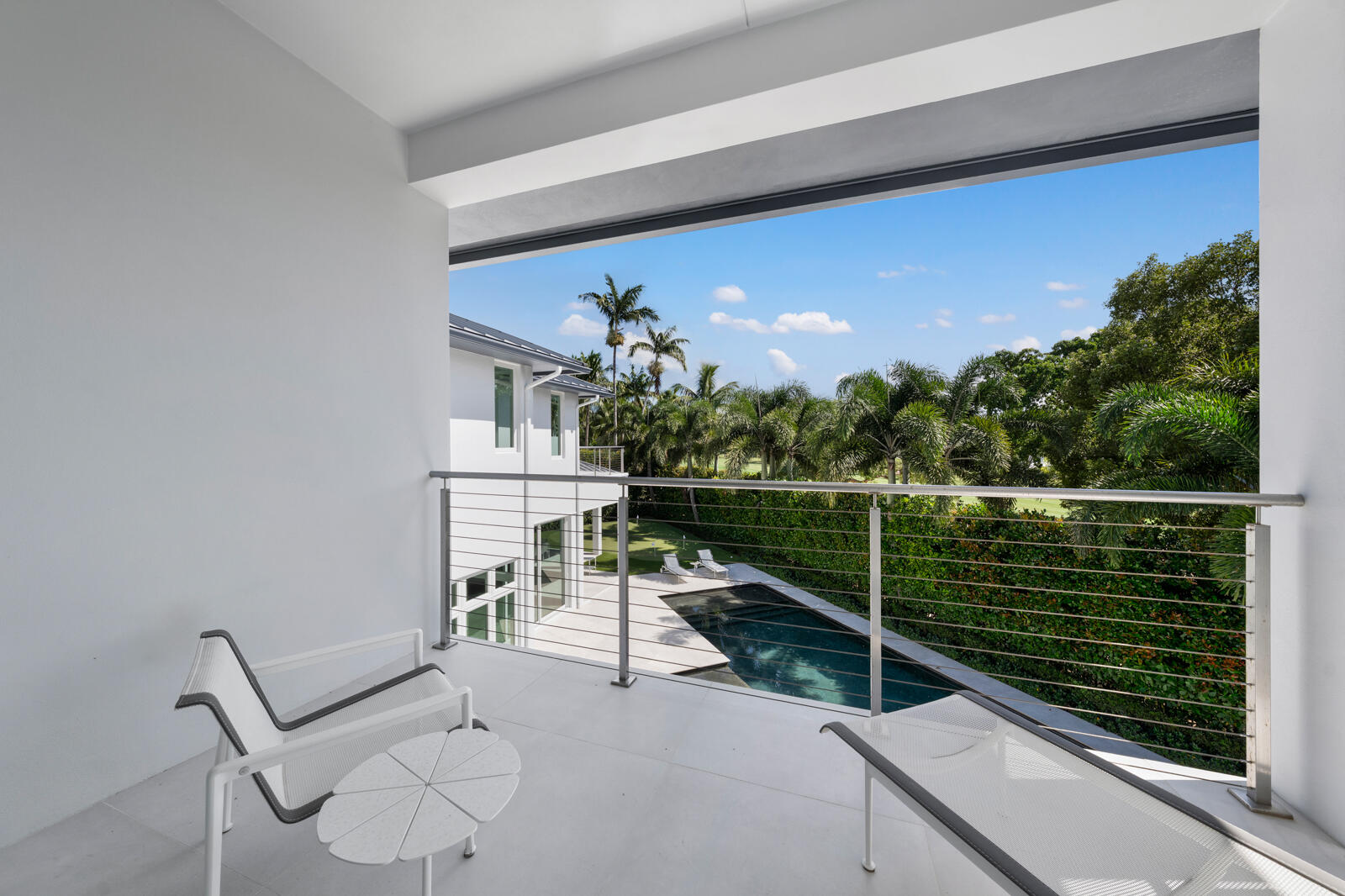 ROYAL PALM YACHT & COUNTRY CLUB - Residential