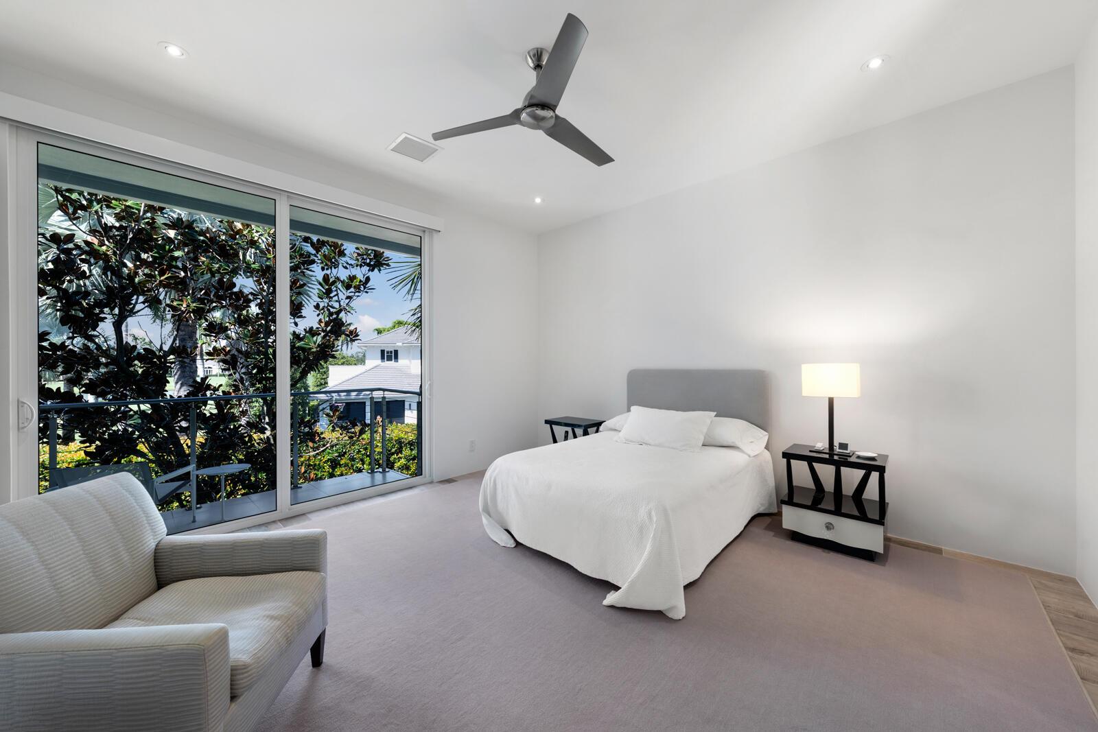 ROYAL PALM YACHT & COUNTR - Residential