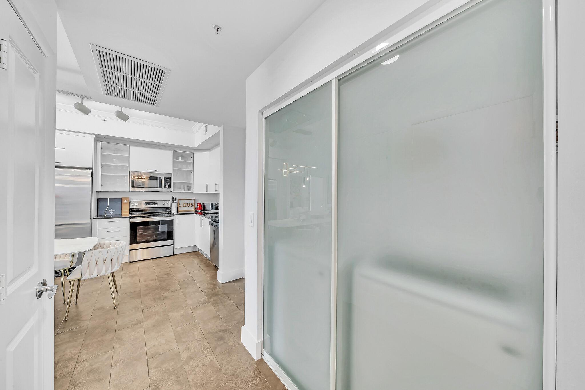 OCEAN MARINE YACHT CLUB C - Residential