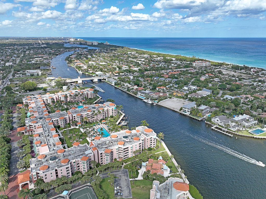 Photo of 100 SE 5th Avenue #209, Boca Raton, FL 33432 (MLS # R10965238)