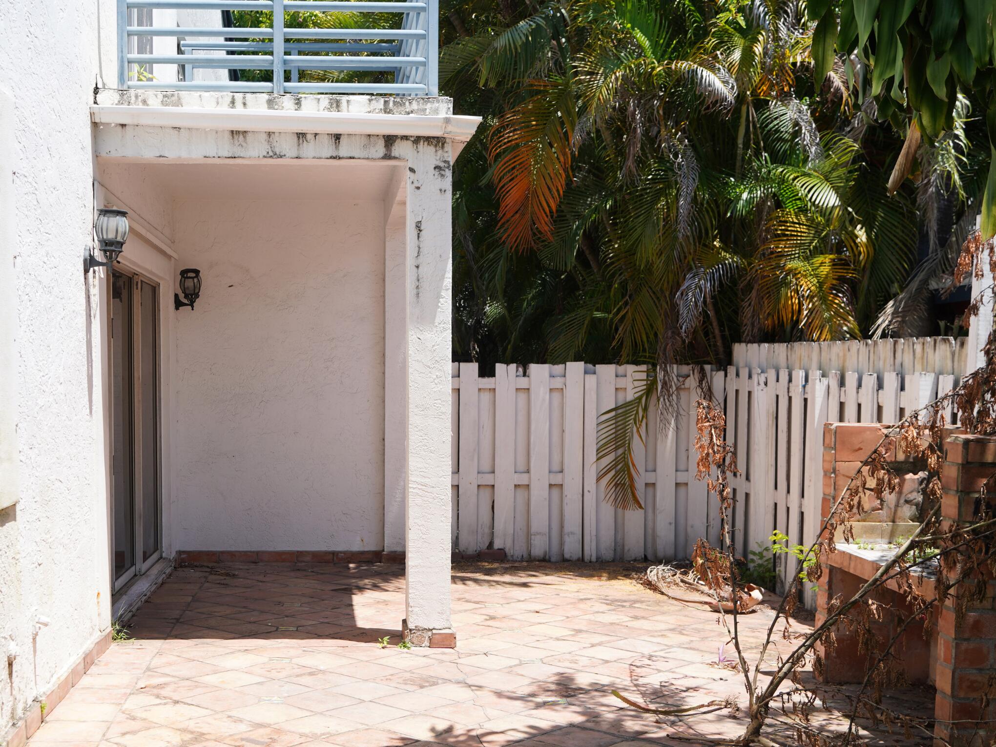 SAN SIMEON HOMES - Residential