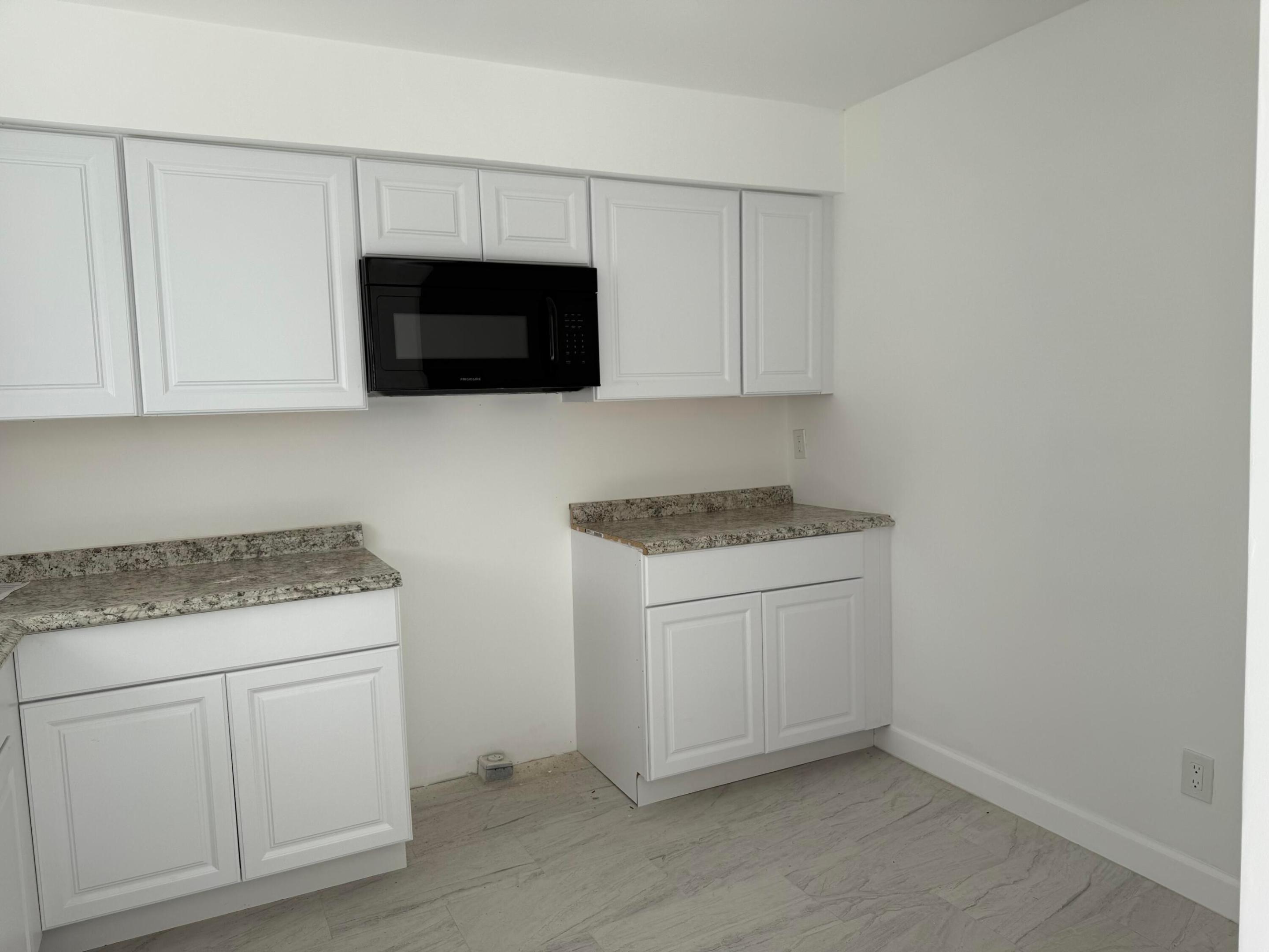 CANALAKE - Residential Lease